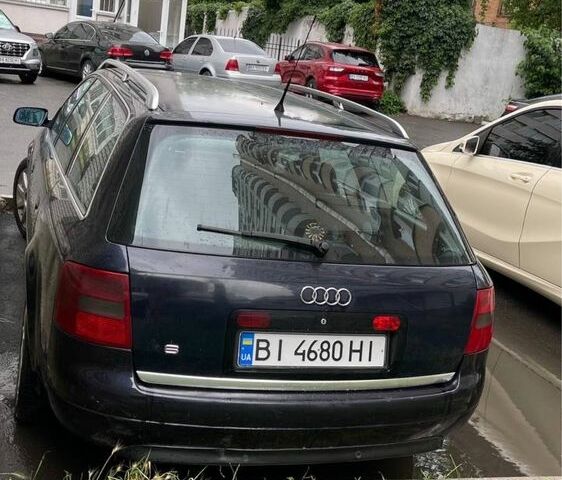 Синий Ауди А6, объемом двигателя 2.5 л и пробегом 3 тыс. км за 3400 $, фото 4 на Automoto.ua
