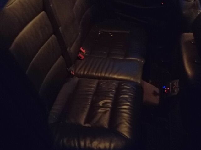 Синій Ауді А6, об'ємом двигуна 2.5 л та пробігом 296 тис. км за 1000 $, фото 3 на Automoto.ua