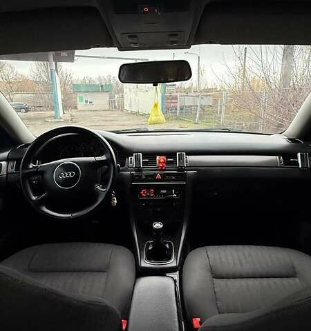 Синий Ауди А6, объемом двигателя 2.4 л и пробегом 311 тыс. км за 4750 $, фото 11 на Automoto.ua