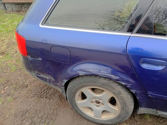 Синий Ауди А6, объемом двигателя 2.5 л и пробегом 435 тыс. км за 4000 $, фото 10 на Automoto.ua