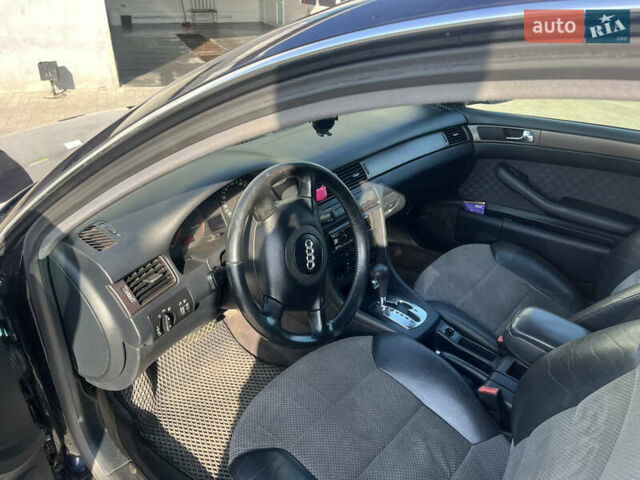 Синий Ауди А6, объемом двигателя 2.5 л и пробегом 209 тыс. км за 3600 $, фото 3 на Automoto.ua