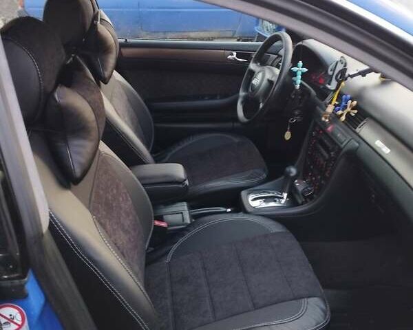 Синий Ауди А6, объемом двигателя 2.5 л и пробегом 420 тыс. км за 4500 $, фото 5 на Automoto.ua