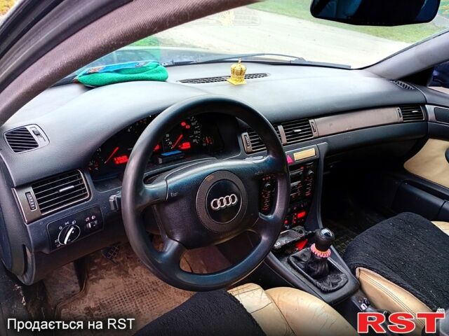 Синий Ауди А6, объемом двигателя 2.5 л и пробегом 435 тыс. км за 4000 $, фото 13 на Automoto.ua