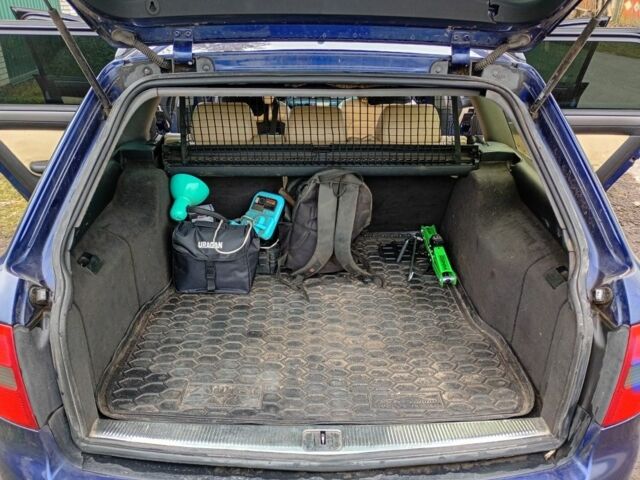 Синий Ауди А6, объемом двигателя 2.5 л и пробегом 435 тыс. км за 4000 $, фото 5 на Automoto.ua