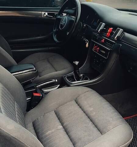 Синий Ауди А6, объемом двигателя 2.4 л и пробегом 311 тыс. км за 4750 $, фото 12 на Automoto.ua