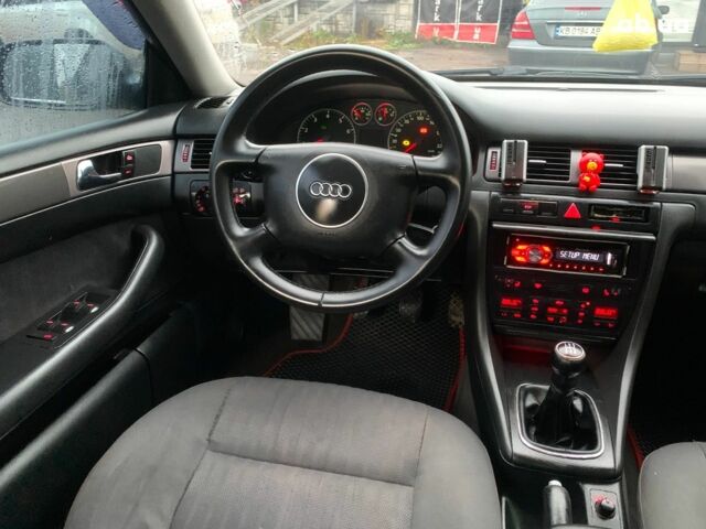 Синий Ауди А6, объемом двигателя 2.4 л и пробегом 311 тыс. км за 5190 $, фото 34 на Automoto.ua