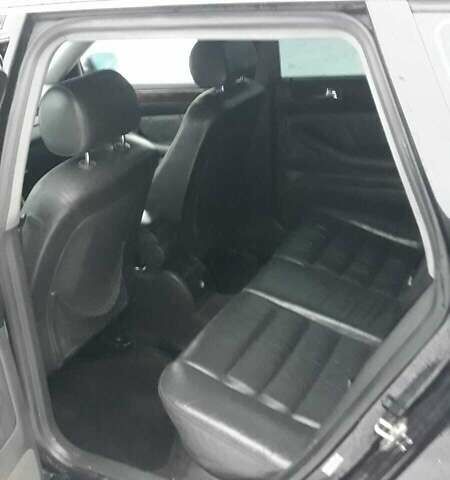 Синий Ауди А6, объемом двигателя 2.5 л и пробегом 239 тыс. км за 4800 $, фото 17 на Automoto.ua