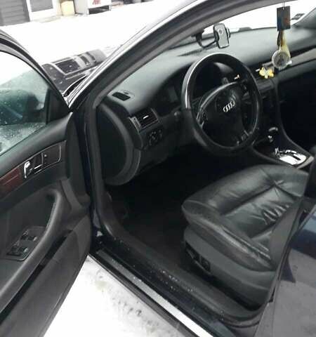 Синий Ауди А6, объемом двигателя 2.5 л и пробегом 239 тыс. км за 4800 $, фото 8 на Automoto.ua