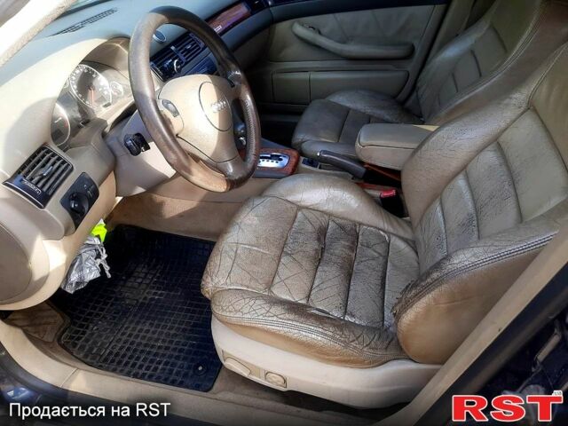 Синий Ауди А6, объемом двигателя 3 л и пробегом 272 тыс. км за 3800 $, фото 2 на Automoto.ua