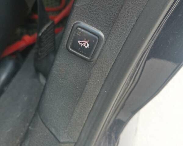 Синий Ауди А6, объемом двигателя 2.5 л и пробегом 393 тыс. км за 4500 $, фото 38 на Automoto.ua