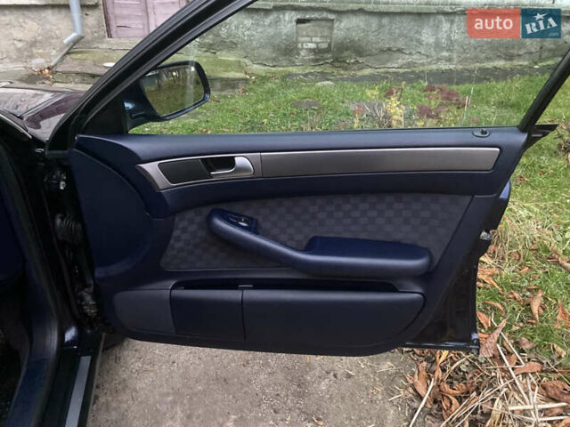 Синий Ауди А6, объемом двигателя 2.5 л и пробегом 327 тыс. км за 4500 $, фото 31 на Automoto.ua