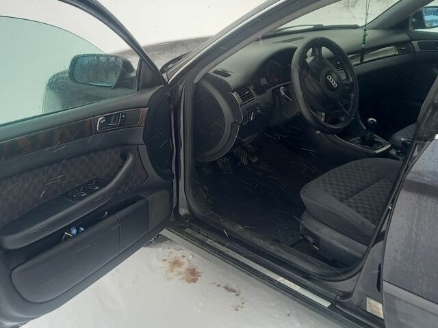 Синій Ауді А6, об'ємом двигуна 1.9 л та пробігом 390 тис. км за 3150 $, фото 7 на Automoto.ua