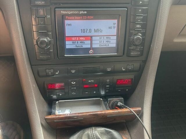Синій Ауді А6, об'ємом двигуна 2.5 л та пробігом 311 тис. км за 4500 $, фото 14 на Automoto.ua