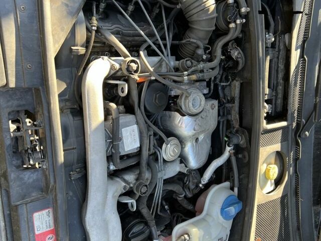 Ауді А6 2002 у Запоріжжя на Automoto.ua Синій Ауді А6, об'ємом двигуна 2.5 л та пробігом 460 тис. км за 2500 $, фото 3 на Automoto.ua