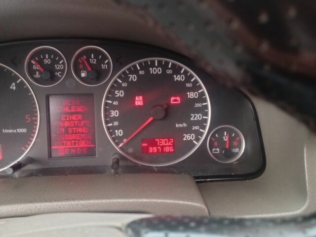 Синій Ауді А6, об'ємом двигуна 2.5 л та пробігом 300 тис. км за 4500 $, фото 7 на Automoto.ua