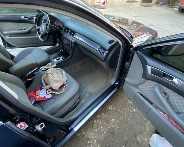 Синий Ауди А6, объемом двигателя 2.5 л и пробегом 250 тыс. км за 7000 $, фото 7 на Automoto.ua