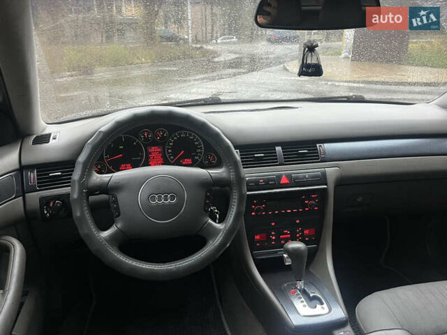 Синий Ауди А6, объемом двигателя 2.5 л и пробегом 300 тыс. км за 3599 $, фото 6 на Automoto.ua