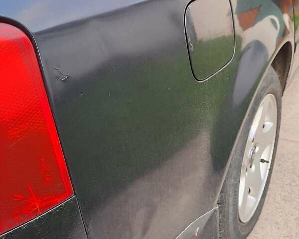 Синий Ауди А6, объемом двигателя 1.9 л и пробегом 300 тыс. км за 5000 $, фото 19 на Automoto.ua