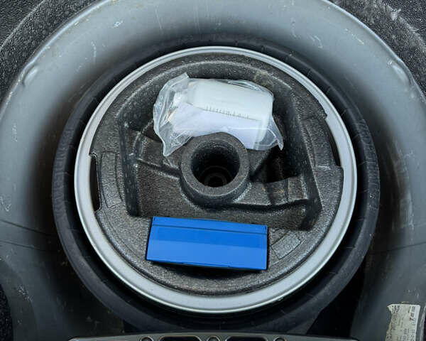 Синий Ауди А6, объемом двигателя 2.5 л и пробегом 360 тыс. км за 6900 $, фото 6 на Automoto.ua