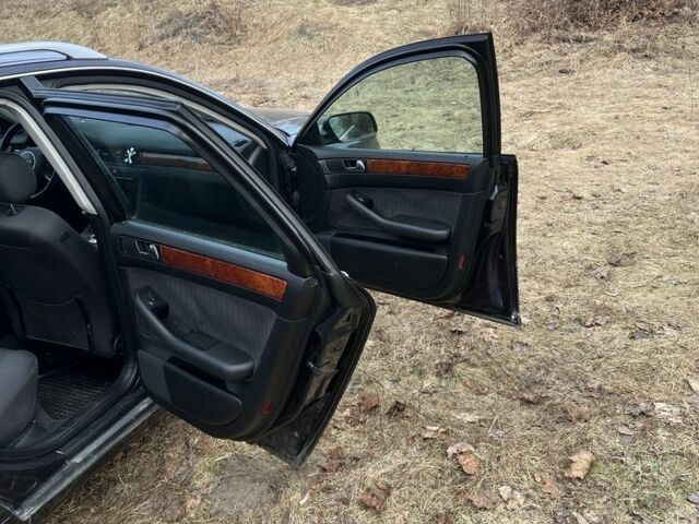 Синий Ауди А6, объемом двигателя 2.5 л и пробегом 360 тыс. км за 2500 $, фото 6 на Automoto.ua