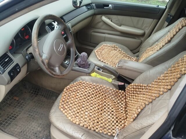 Синій Ауді А6, об'ємом двигуна 1.9 л та пробігом 230 тис. км за 3300 $, фото 6 на Automoto.ua