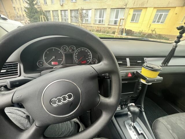 Синий Ауди А6, объемом двигателя 2.5 л и пробегом 332 тыс. км за 4900 $, фото 6 на Automoto.ua