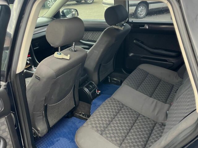 Синій Ауді А6, об'ємом двигуна 2.5 л та пробігом 405 тис. км за 4300 $, фото 5 на Automoto.ua