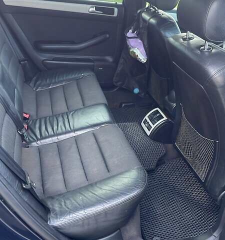 Синий Ауди А6, объемом двигателя 2.5 л и пробегом 275 тыс. км за 5500 $, фото 9 на Automoto.ua