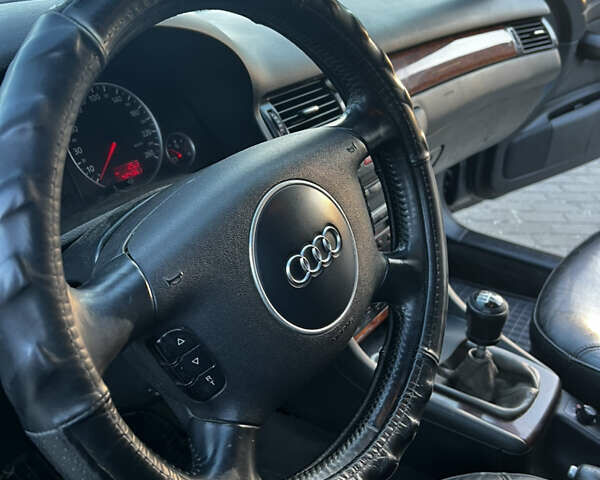 Синий Ауди А6, объемом двигателя 1.9 л и пробегом 422 тыс. км за 3850 $, фото 11 на Automoto.ua