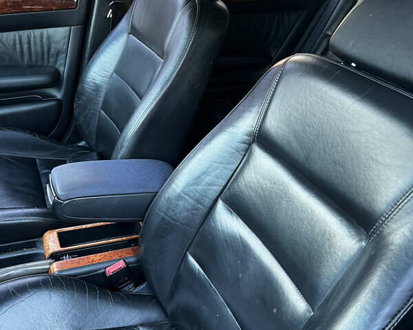 Синий Ауди А6, объемом двигателя 1.9 л и пробегом 422 тыс. км за 3850 $, фото 16 на Automoto.ua