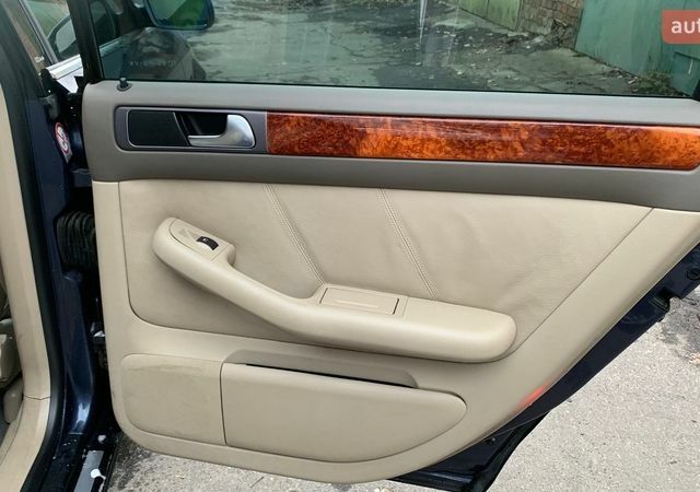 Синий Ауди А6, объемом двигателя 2.39 л и пробегом 305 тыс. км за 6750 $, фото 25 на Automoto.ua