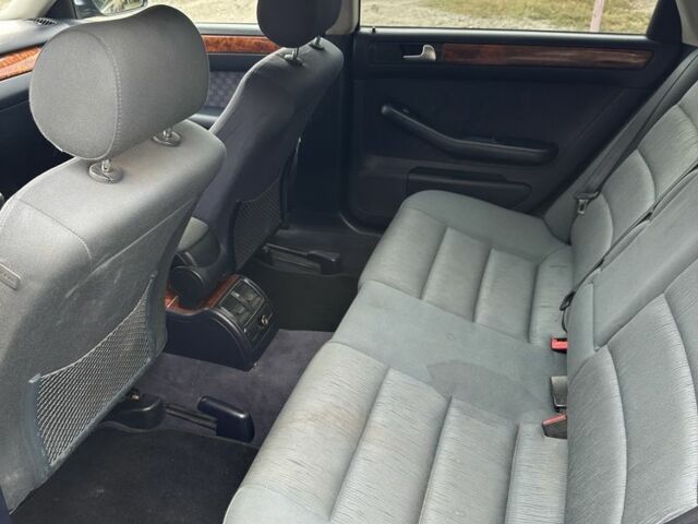 Синий Ауди А6, объемом двигателя 1.9 л и пробегом 450 тыс. км за 3350 $, фото 14 на Automoto.ua