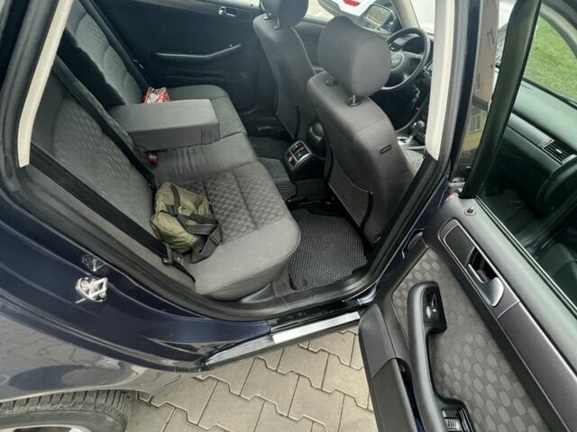 Синий Ауди А6, объемом двигателя 2.5 л и пробегом 332 тыс. км за 4900 $, фото 4 на Automoto.ua