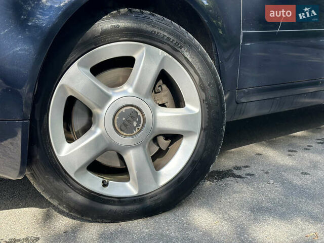 Синій Ауді А6, об'ємом двигуна 2.5 л та пробігом 304 тис. км за 3900 $, фото 4 на Automoto.ua