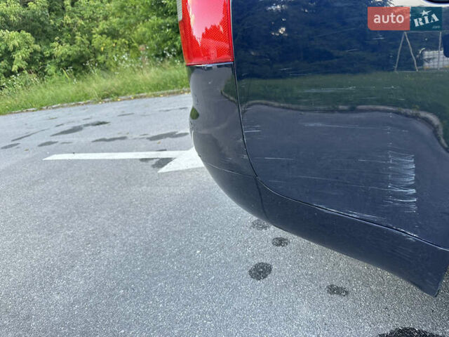 Синій Ауді А6, об'ємом двигуна 2.5 л та пробігом 304 тис. км за 3900 $, фото 6 на Automoto.ua