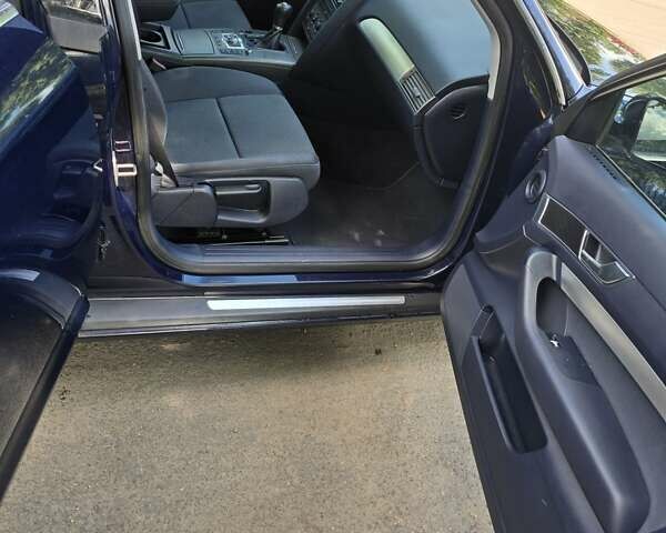 Синий Ауди А6, объемом двигателя 2 л и пробегом 318 тыс. км за 5950 $, фото 12 на Automoto.ua