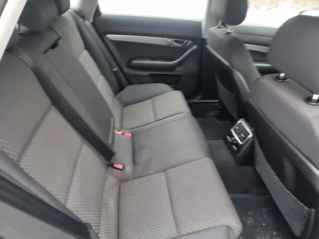 Синий Ауди А6, объемом двигателя 2.7 л и пробегом 300 тыс. км за 6000 $, фото 8 на Automoto.ua