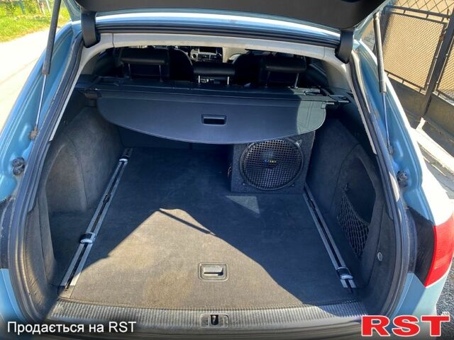 Синий Ауди А6, объемом двигателя 2 л и пробегом 285 тыс. км за 6600 $, фото 9 на Automoto.ua