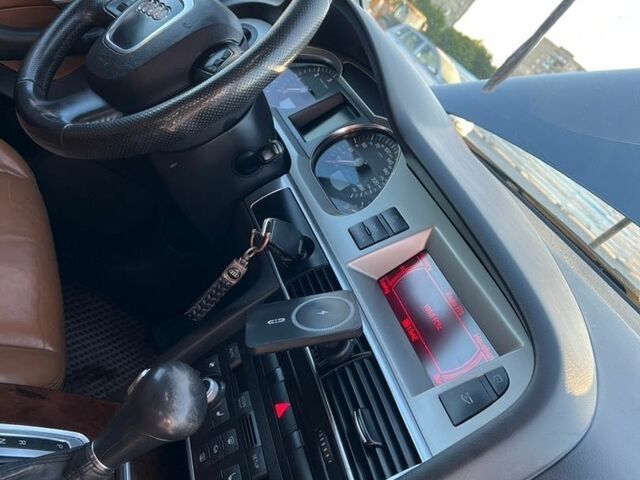 Синій Ауді А6, об'ємом двигуна 2 л та пробігом 265 тис. км за 8400 $, фото 6 на Automoto.ua