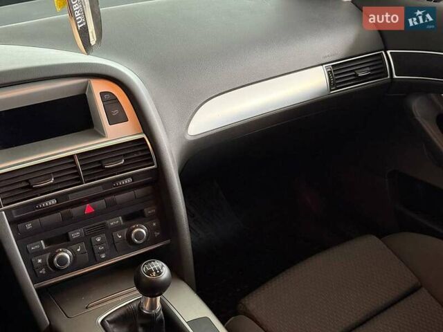 Синій Ауді А6, об'ємом двигуна 2 л та пробігом 335 тис. км за 6490 $, фото 16 на Automoto.ua