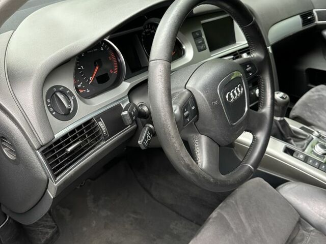 Синий Ауди А6, объемом двигателя 2.7 л и пробегом 335 тыс. км за 4196 $, фото 9 на Automoto.ua