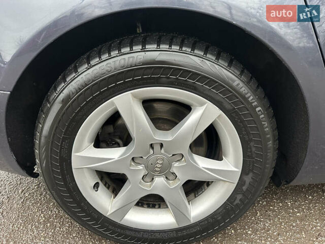 Синий Ауди А6, объемом двигателя 1.98 л и пробегом 240 тыс. км за 7100 $, фото 5 на Automoto.ua