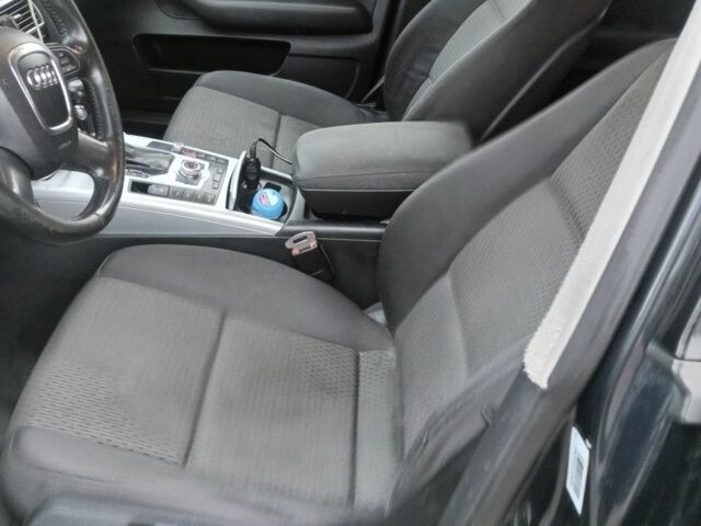 Синий Ауди А6, объемом двигателя 2.7 л и пробегом 396 тыс. км за 4600 $, фото 6 на Automoto.ua