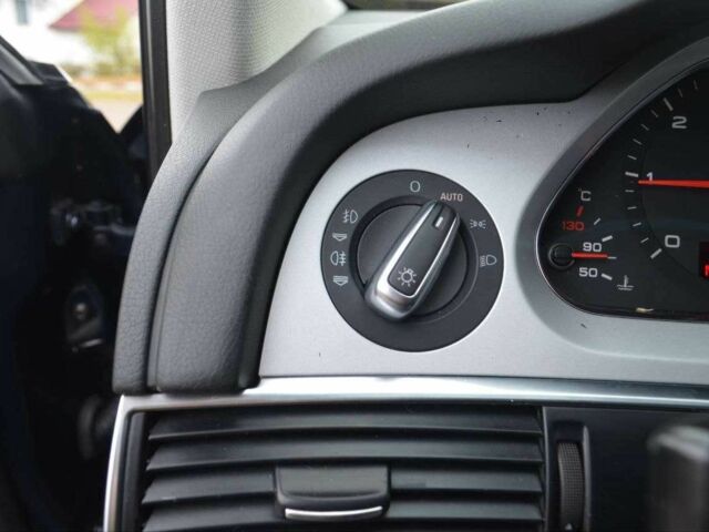 Синий Ауди А6, объемом двигателя 2 л и пробегом 230 тыс. км за 9600 $, фото 18 на Automoto.ua