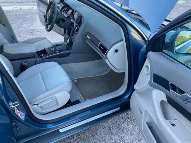 Синий Ауди А6, объемом двигателя 3 л и пробегом 315 тыс. км за 8200 $, фото 14 на Automoto.ua