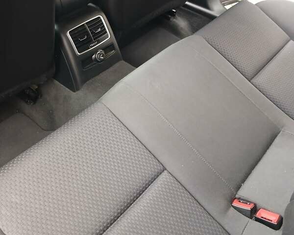 Ауди А6 2011 в Ивано-Франковске на Automoto.ua Синий Ауди А6, объемом двигателя 2.7 л и пробегом 290 тыс. км за 10500 $, фото 4 на Automoto.ua