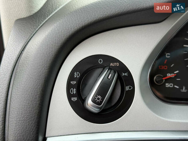 Синий Ауди А6, объемом двигателя 2 л и пробегом 236 тыс. км за 9950 $, фото 35 на Automoto.ua