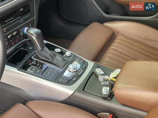 Синій Ауді А6, об'ємом двигуна 3 л та пробігом 244 тис. км за 24300 $, фото 16 на Automoto.ua