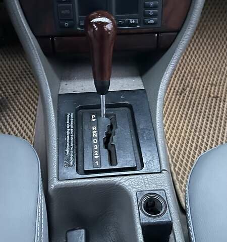 Зеленый Ауди А6, объемом двигателя 2.6 л и пробегом 285 тыс. км за 4000 $, фото 15 на Automoto.ua