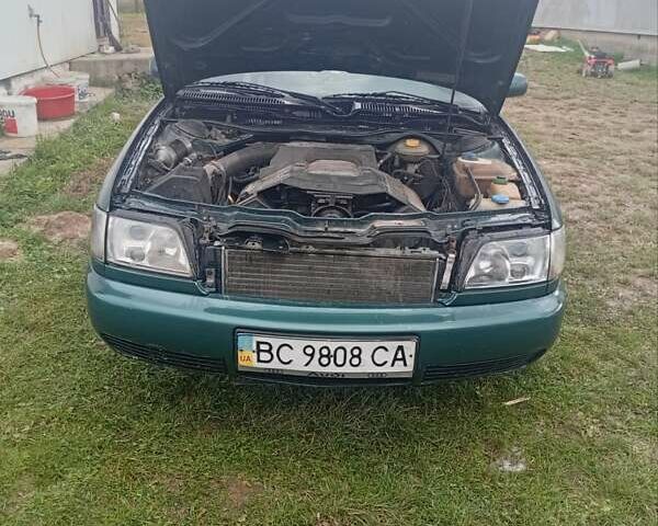 Зеленый Ауди А6, объемом двигателя 2.8 л и пробегом 300 тыс. км за 2100 $, фото 5 на Automoto.ua